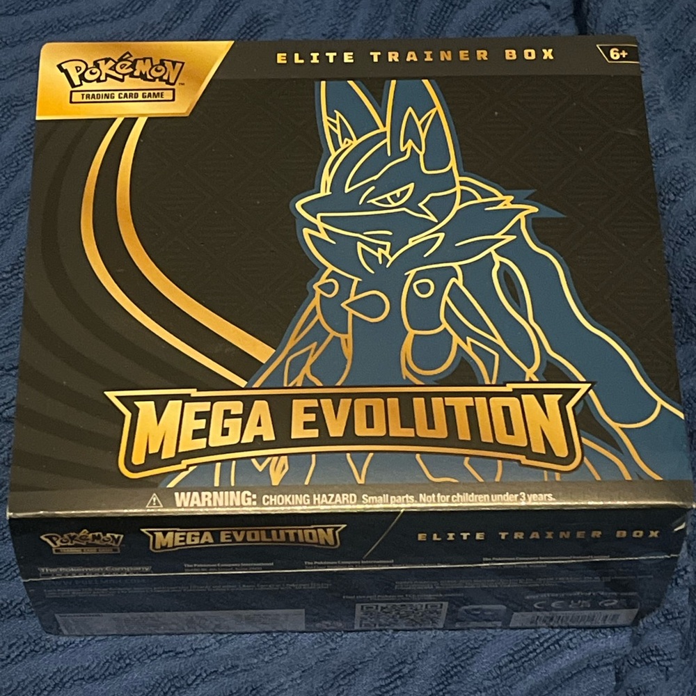 Pokémon TCG: Mega Evolution Pokémon
Center Elite Trainer Box (Mega Lucario).